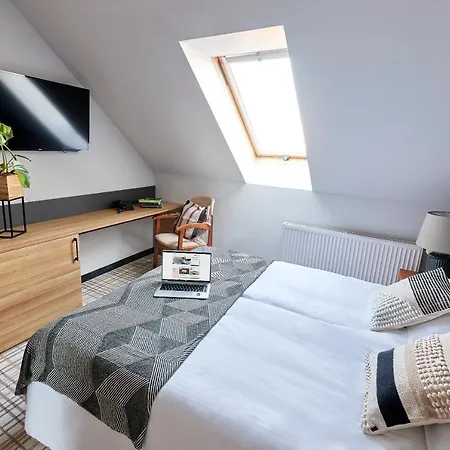 Hotel Kyriad Karkonosze Wojcieszyce