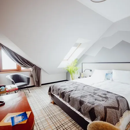 Kyriad Karkonosze 3*