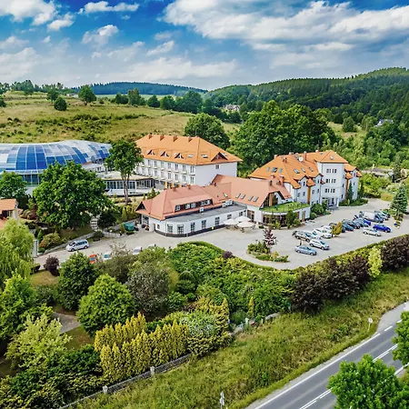 Kyriad Karkonosze 3* Wojcieszyce