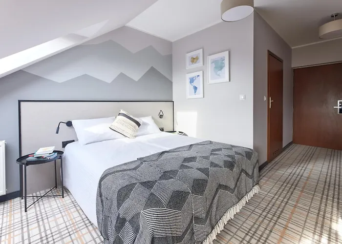 Kyriad Karkonosze 3*