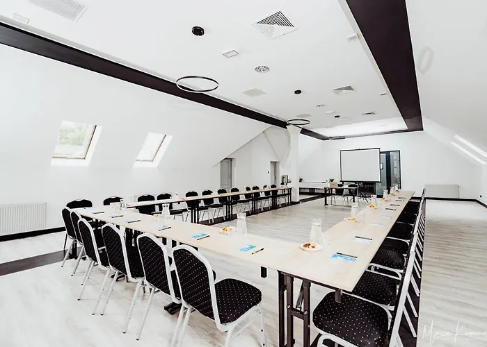 Hotel Kyriad Karkonosze Wojcieszyce