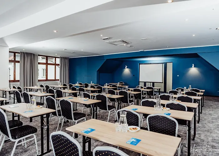 Kyriad Karkonosze Hotel 3*